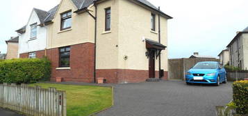 3 bedroom semi-detached house to rent