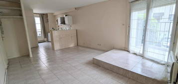 Location appartement 1 pièce 32 m²