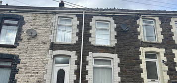 3 bed terraced house for sale