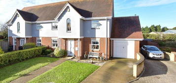 4 bedroom semi-detached house for sale