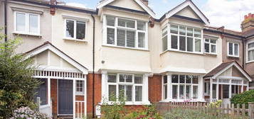 4 bed terraced house for sale