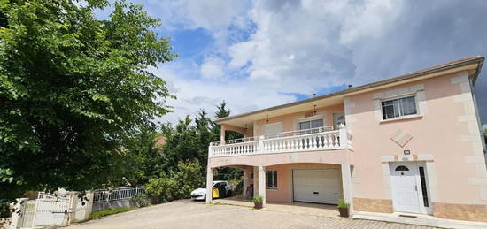 Maison 6 pièces 139 m²