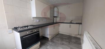 Flat to rent in Charnwood Road, Shepshed, Loughborough LE12