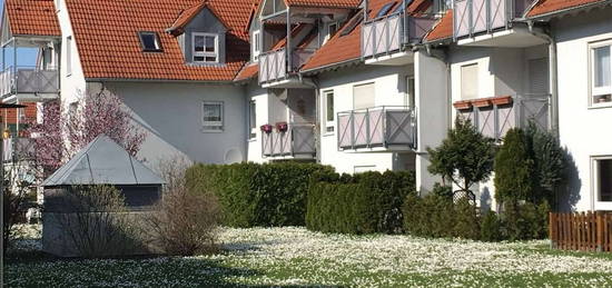 Sanierte 2-Zimmer-Terrassenwohnung mit Balkon und EBK in Landsberg