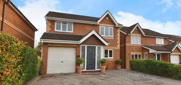 4 bed detached house for sale