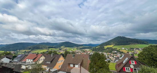 Charmante Maisonette Wohnung mit traumhaftem Weitblick über Baiersbronn