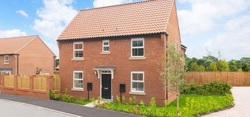 3 bed detached house for sale