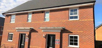 3 bedroom semi-detached house to rent