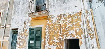 Casa indipendente in vendita in via G. Mazzini, 9