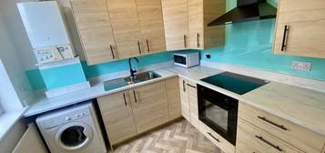 2 bed flat to rent