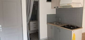 Appartement F1 rénové SAINT DIZIER