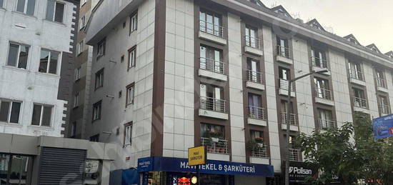 ŞİŞLİ GÜLBAĞ'da 1+1 60m² BODRUM KAT İSKANLI DAİRE