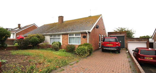 Bungalow to rent in Thirlmere Avenue, Ramsgate CT11