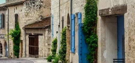 Maison magnifiquement restaurée au cœur du village pittoresque de Lauzerte