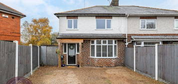 3 bed semi-detached house for sale