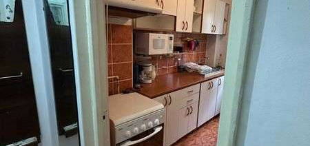 Inchiriez apartament 2 camere, in  Nord Ploiesti