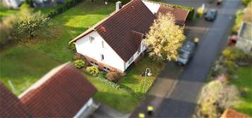 Familienglück: Freistehendes Einfamilienhaus in Eichenzell