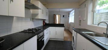 4 bedroom terraced house