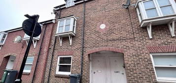 3 bed terraced house for sale