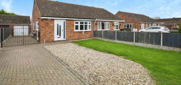 2 bedroom semi-detached bungalow for sale