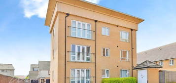 Flat to rent in Meridian Close, Ramsgate CT12