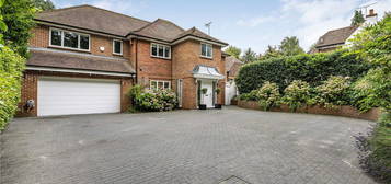 Detached house for sale in Commonside, Keston BR2