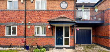 3 bed terraced house for sale