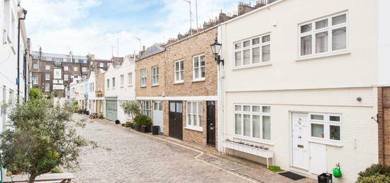 3 bedroom mews house