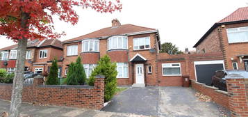 3 bed semi-detached house for sale