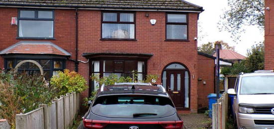 3 bedroom semi-detached house for sale