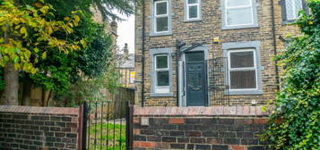 2 bedroom terraced house