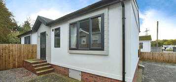 Mobile/park home for sale in Kingsdown Park, Swindon SN25