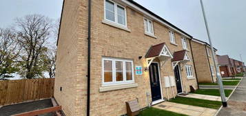 3 bedroom semi-detached house