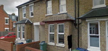 5 bedroom terraced house