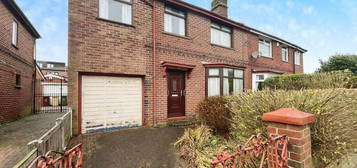 Semi-detached house for sale