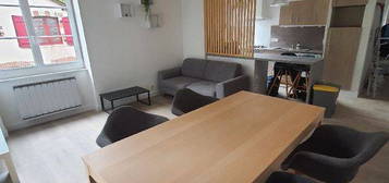 Appartement t3 rénové de 60m² - saint-berthevin