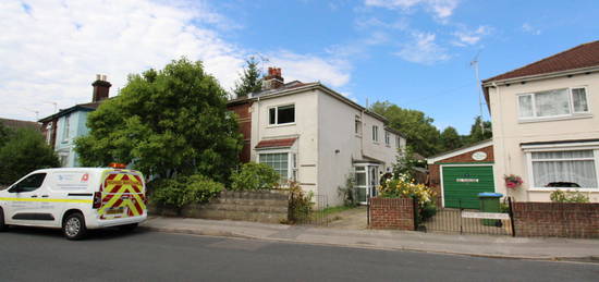 4 bed detached house to rent