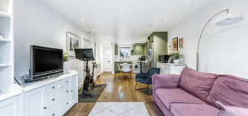 Flat for sale in Downside Walk, Brentford TW8