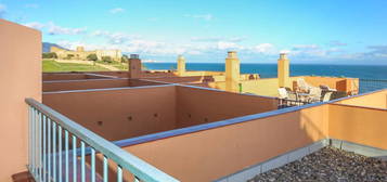 Apartamento de alquiler en Calle Encinas, Castillo Sohail - Myramar