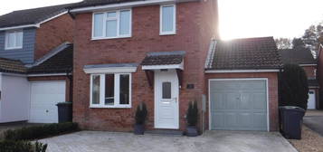 Semi-detached house to rent in Kassel Close, Waterlooville PO7