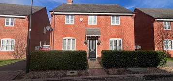 4 bedroom detached house to rent