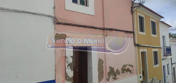 Moradia T2  em Mora (MOR059)