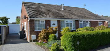 2 bedroom semi-detached bungalow to rent