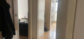 Schöne Neubauwohnung möbiliert