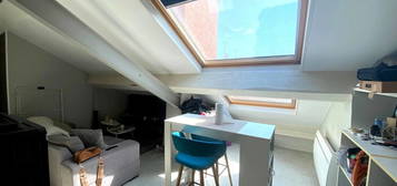 APPARTEMENT T2  LYON 6