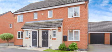 3 bed semi-detached house for sale