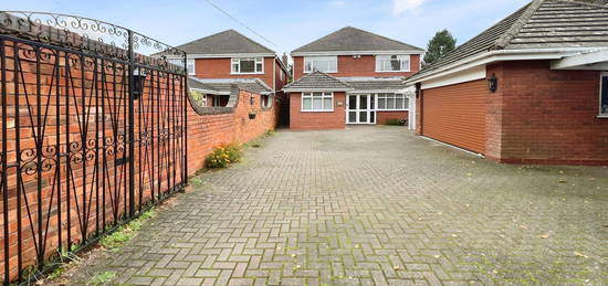 5 bed detached house to rent