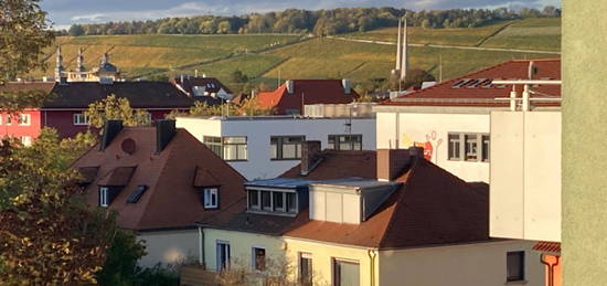 TOP Kernsanierte moderne Wohnung im Frauenland