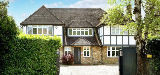 5 bedroom detached house for sale