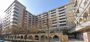 Estudio en avenida De Cesáreo Alierta, La Granja, Zaragoza